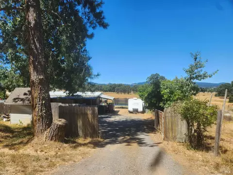 Exterior - 22620 Eastside Rd, Willits, CA 95490 photo 10 of 10