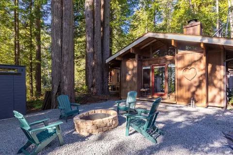 22000 Timber Cove Rd, Jenner, CA 95450