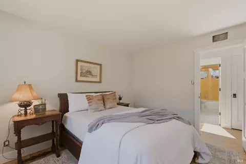 Bedroom - 2512 Macgregor Ct, Napa, CA 94558 photo 5 of 6