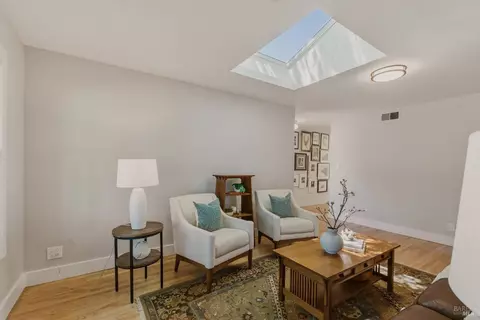 Living - 2512 Macgregor Ct, Napa, CA 94558 photo 2 of 2