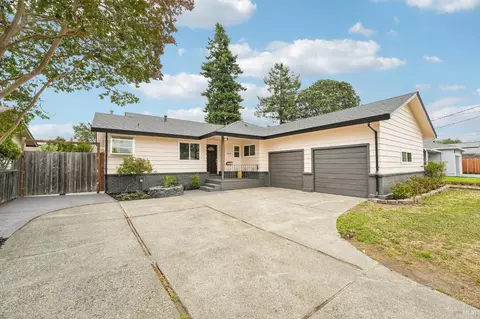 2314 Olympia Dr, Santa Rosa, CA 95405