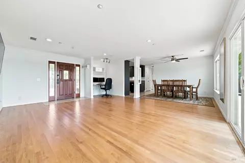 Living - 164 Montego Ky, Novato, CA 94949 photo 5 of 5