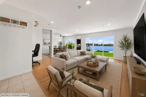 Living - 164 Montego Ky, Novato, CA 94949 photo 3 of 5