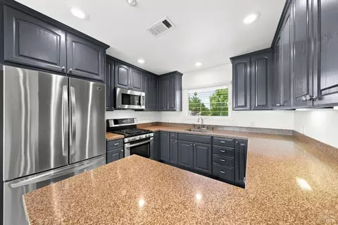 Kitchen - 164 Montego Ky, Novato, CA 94949 photo 4 of 4