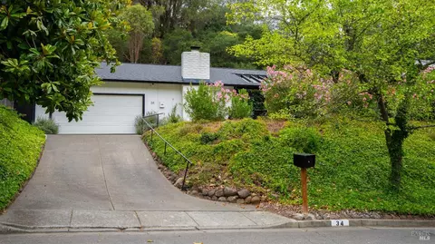 34 Brown Dr, Novato, CA 94947