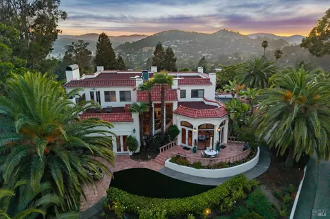 133 Deer Park Ave, San Rafael, CA 94901