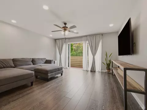 2984 Yulupa Ave, Santa Rosa, CA 95405