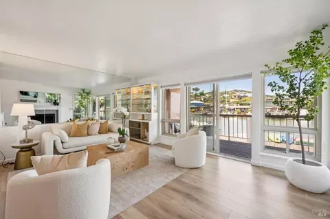 490 Canal St #9, San Rafael, CA 94901
