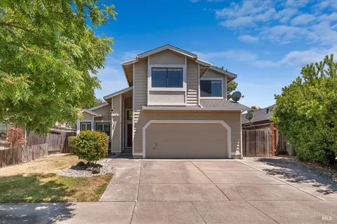 1938 Gambels Way, Santa Rosa, CA 95403