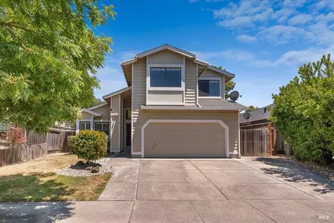 1938 Gambels Way, Santa Rosa, CA 95403