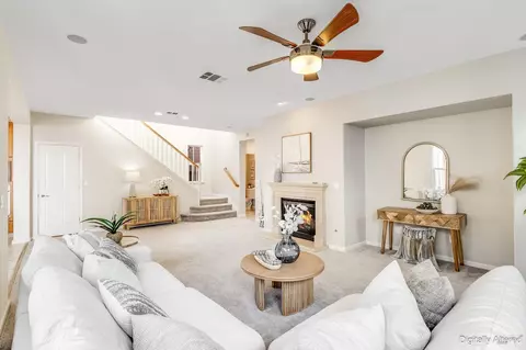 Living - 438 E Poplar St, Vallejo, CA 94592 photo 1 of 10