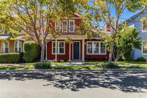 Exterior - 438 E Poplar St, Vallejo, CA 94592 photo 3 of 8