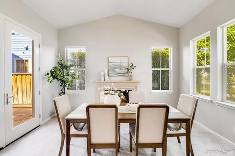 Dining - 438 E Poplar St, Vallejo, CA 94592 photo 2 of 3