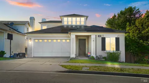 2011 Bellaterra Ct, Santa Rosa, CA 95404