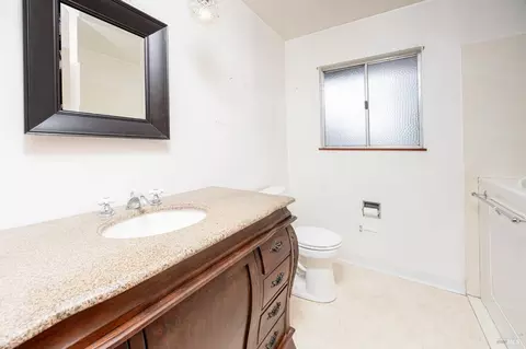Bath - 1135 Bay View St, Bodega Bay, CA 94923 photo 1 of 1