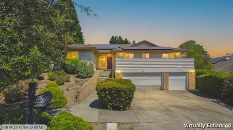 46 Clement Ct, Napa, CA 94558