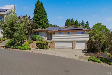 Exterior - 46 Clement Ct, Napa, CA 94558 photo 6 of 10
