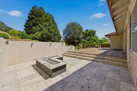 Exterior - 46 Clement Ct, Napa, CA 94558 photo 3 of 10