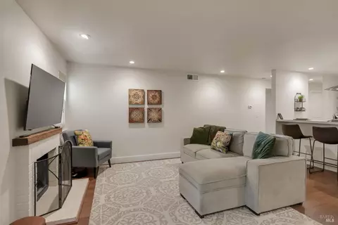 Living - 225 2nd St E #7, Sonoma, CA 95476 photo 2 of 2