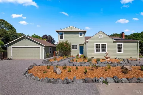 1704 Hurlbut Ln, Sebastopol, CA 95472