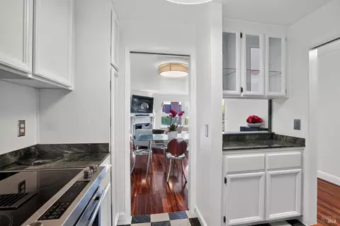 Kitchen - 101 Headlands Ct, Sausalito, CA 94965 photo 1 of 3