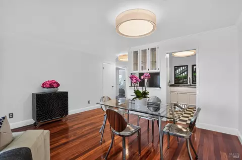 Dining - 101 Headlands Ct, Sausalito, CA 94965 photo 2 of 4