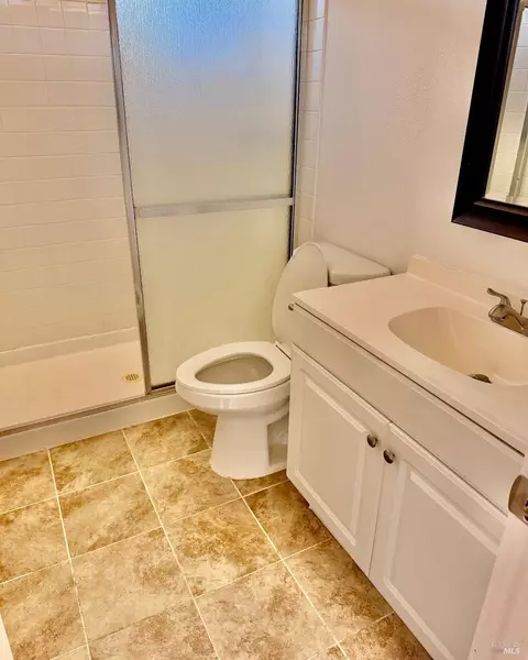 Bath - 446 Whitney Ave, Vallejo, CA 94589 photo 2 of 2