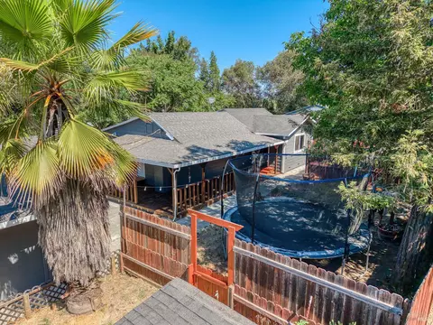 6240 Eastside Calpella Rd, Ukiah, CA 95482
