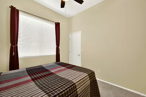Bedroom - 525 Schooner Ridge Dr, Dixon, CA 95620 photo 4 of 5
