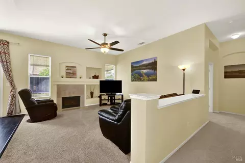 Living - 525 Schooner Ridge Dr, Dixon, CA 95620 photo 1 of 3