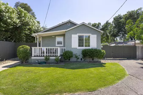 6759 Yount St, Yountville, CA 94599