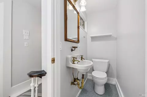 Bath - 14 Sentinel Ct, San Rafael, CA 94901 photo 2 of 2