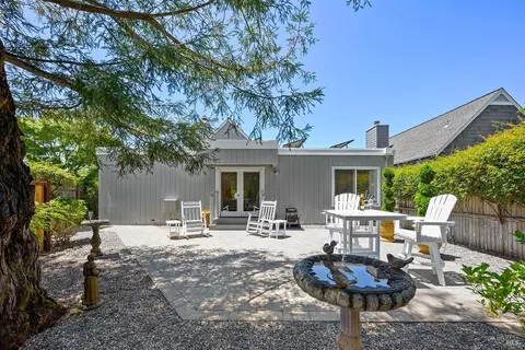 Exterior - 533 Carnation Ct, Sonoma, CA 95476 photo 9 of 9