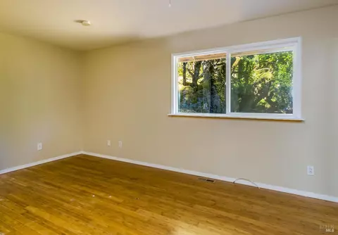 Bedroom - 1505 Casteel Dr, Willits, CA 95490 photo 6 of 8