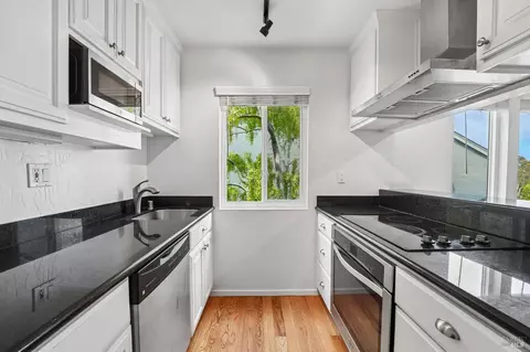 Kitchen - 16 Anchorage Rd, Sausalito, CA 94965 photo 1 of 1