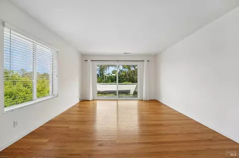 Living - 16 Anchorage Rd, Sausalito, CA 94965 photo 2 of 6
