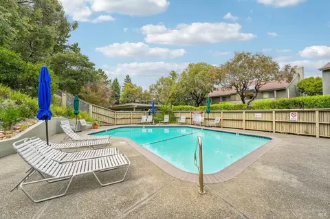 Exterior - 16 Anchorage Rd, Sausalito, CA 94965 photo 4 of 5