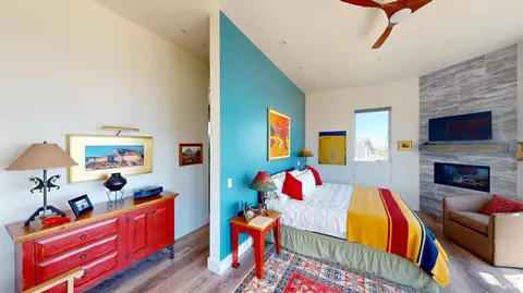 Bedroom - 38431 Windward Ct, Gualala, CA 95445 photo 2 of 5