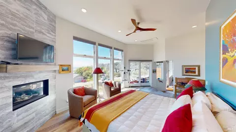 Bedroom - 38431 Windward Ct, Gualala, CA 95445 photo 1 of 5