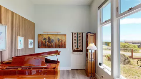 Entry Way - 38431 Windward Ct, Gualala, CA 95445 photo 4 of 4