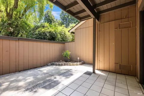 Exterior - 80 Creek Ct, Cotati, CA 94931 photo 3 of 6