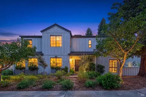 866 Princeton Dr, Sonoma, CA 95476