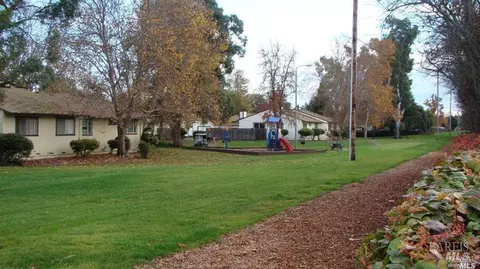 743 Angew Pl, Santa Rosa, CA 95401
