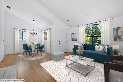 127 Golden Gate Cir, Napa, CA 94558