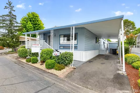 160 Tiffany Dr, Santa Rosa, CA 95409