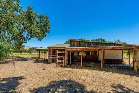 375 Limerick Ln, Healdsburg, CA 95448 photo 11