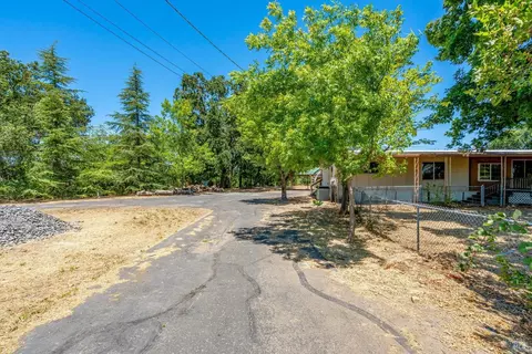 375 Limerick Ln, Healdsburg, CA 95448 photo 13