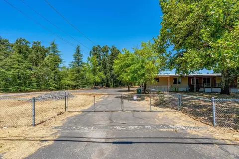 375 Limerick Ln, Healdsburg, CA 95448 photo 6