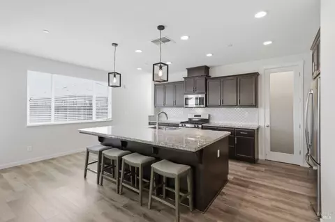 Kitchen - 610 Syracuse Ln, Dixon, CA 95620 photo 1 of 3