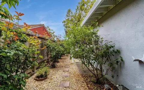 230 Grapewood St, Vallejo, CA 94591 photo 42